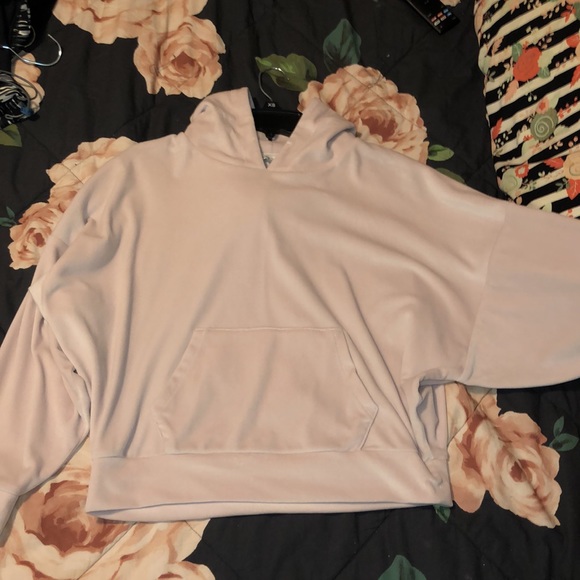 Light pink American Eagle sweatshirt! - Picture 2 of 2